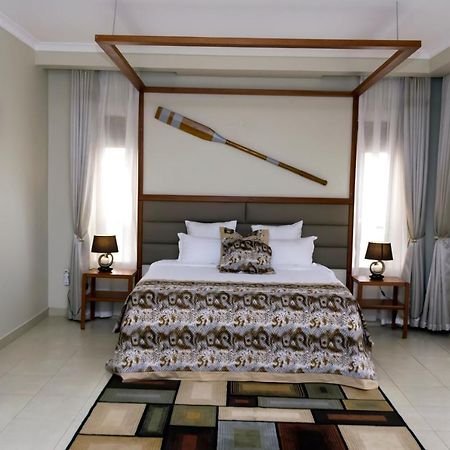 Akasu Bed And Breakfast Kampala Esterno foto